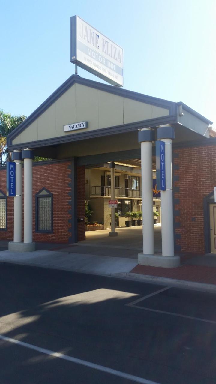 Jane Eliza Motor Inn Swan Hill Εξωτερικό φωτογραφία